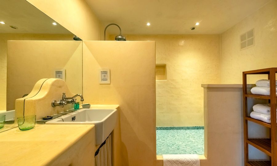 la tour de cause chambre dhotes castelnaud sarlat chambre double josephine baker (3)